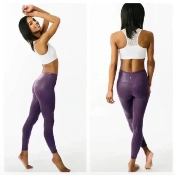 Zyia Plum Metallic Plus Light n Tight Hi-Rise 7/8 Legging - Picture 1 of 6